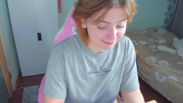 Snapshot of debratover chatting on 12-20-24, 12:30 debratover online show from 12-20-24, 12:30