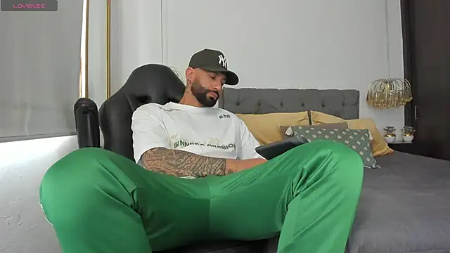 Yorby Maxx1 online show from 01-16-25, 08:25