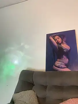 Sheeryl   online show from 10-23-25, 03:55