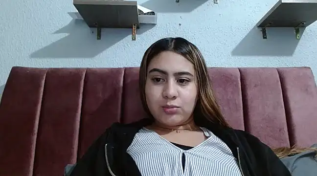 Miabonnett  online show from 01-02-25, 09:07