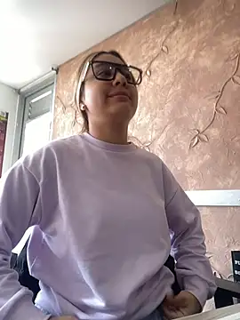 Miabonnett  online show from 12-14-25, 01:05