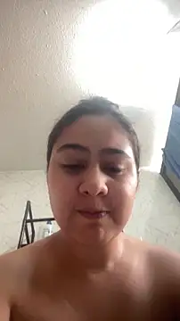 Miabonnett  online show from 02-12-26, 02:01