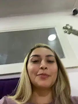 Snapshot of emma_oxford chatting on 01-29-25, 12:22 emma oxford online show from 01-29-25, 12:22