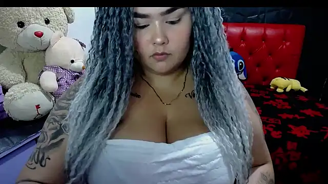 Snapshot of Fernanda_Big_Boobs chatting on 02-01-25, 05:26 Fernanda Big Boobs online show from 02-01-25, 05:26