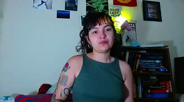 sweetiee mary online show from 02-12-25, 04:33