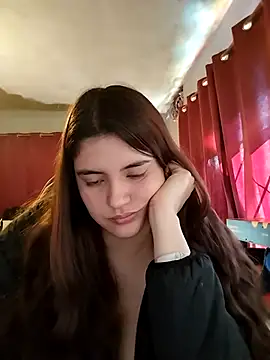 Snapshot of Carandrew chatting on 02-06-26, 04:21 Carandrew online show from 02-06-26, 04:21