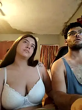 Snapshot of Carandrew chatting on 02-28-26, 04:35 Carandrew online show from 02-28-26, 04:35