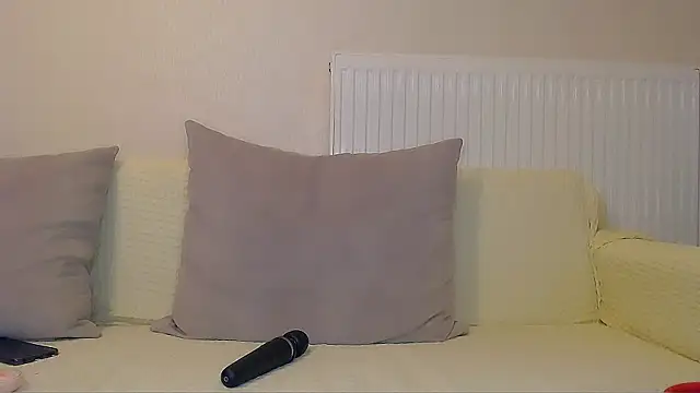   QUEEN    online show from 03-03-25, 06:01