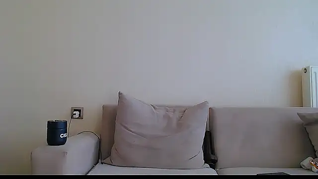   QUEEN    online show from 09-23-25, 11:46