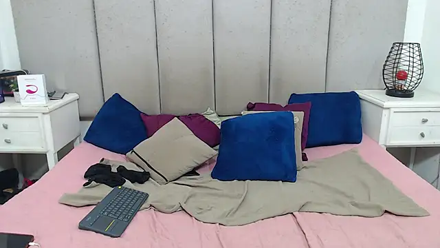 AmbarJacksonn  online show from 12-10-24, 02:59