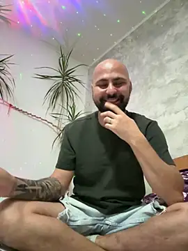 derek1494 online show from 10-02-25, 07:43