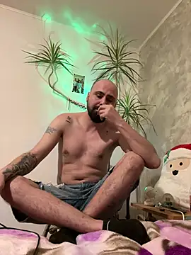 derek1494 online show from 01-11-26, 10:04