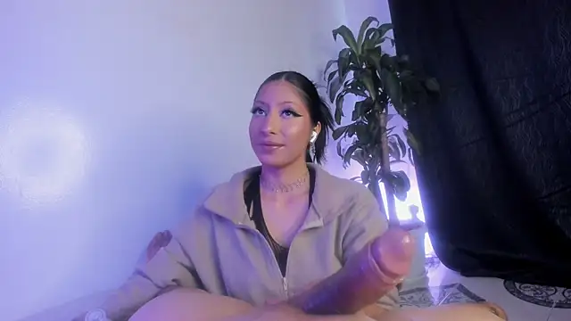 IssaandNeron sex online show from 11-27-25, 01:57