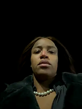 Snapshot of Black_Dolll chatting on 11-10-25, 05:56 Black Dolll online show from 11-10-25, 05:56