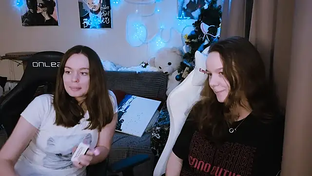 Snapshot of Bad_Girl009 chatting on 12-15-24, 01:32 Bad Girl009 online show from 12-15-24, 01:32