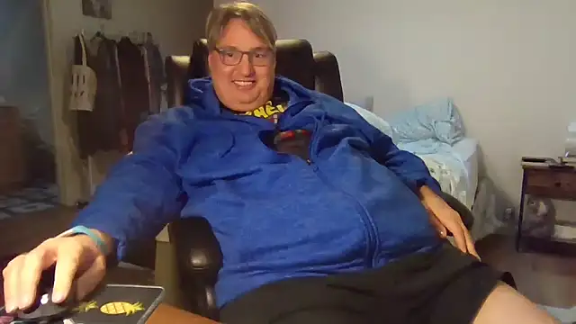 Snapshot of wvalentino chatting on 02-02-25, 11:21 wvalentino online show from 02-02-25, 11:21