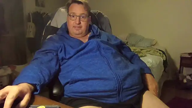 Snapshot of wvalentino chatting on 02-26-25, 05:31 wvalentino online show from 02-26-25, 05:31