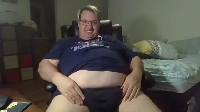 Snapshot of wvalentino chatting on 09-22-25, 04:25 wvalentino online show from 09-22-25, 04:25