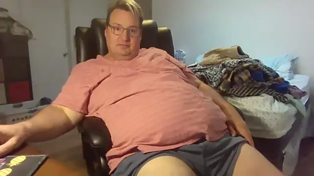 Snapshot of wvalentino chatting on 09-24-25, 11:41 wvalentino online show from 09-24-25, 11:41