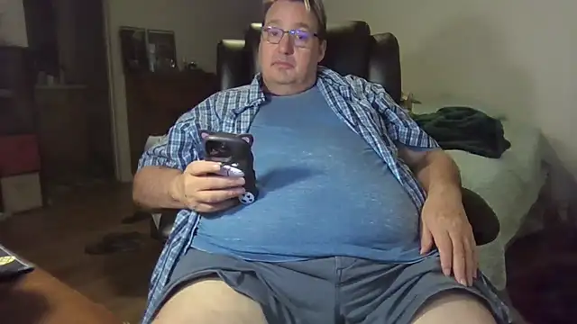 Snapshot of wvalentino chatting on 11-16-25, 07:14 wvalentino online show from 11-16-25, 07:14