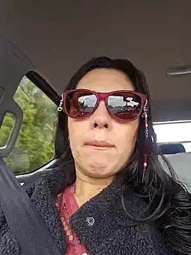 Snapshot of Reinacatchile chatting on 02-02-25, 05:15 Reinacatchile online show from 02-02-25, 05:15