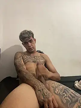 Manoaleatorio7 online show from 11-21-25, 04:44