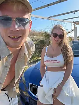 Snapshot of NickyGold_Official chatting on 03-08-25, 01:14 NickyGold Official online show from 03-08-25, 01:14