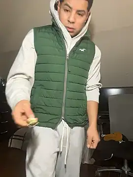 MynameisPaco online show from 01-12-26, 03:39