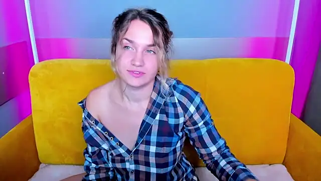 Milka Blond online show from 10-21-25, 09:54