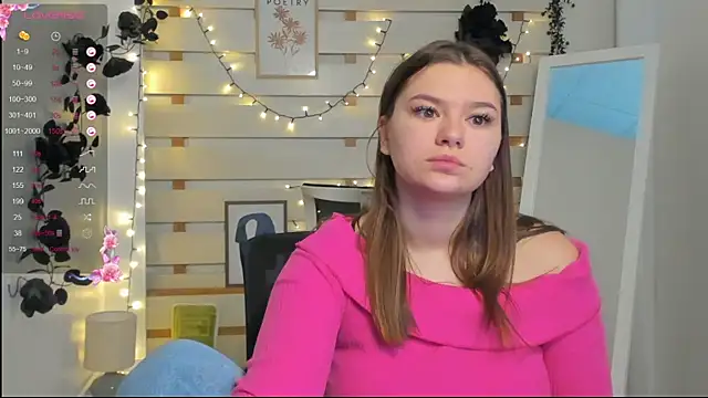 Josephine Kiss online show from 03-10-26, 07:13