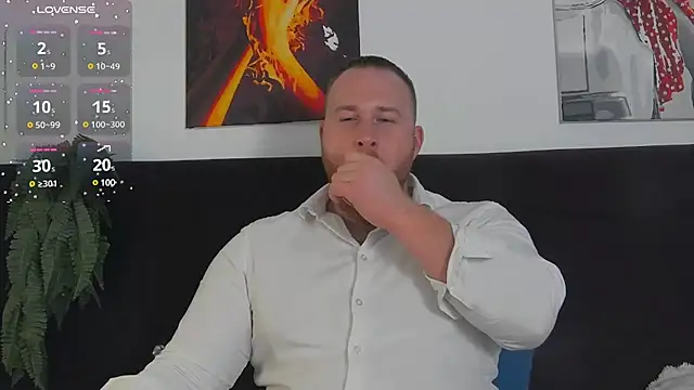 Snapshot of RoddyStill chatting on 12-08-24, 11:35 RoddyStill online show from 12-08-24, 11:35