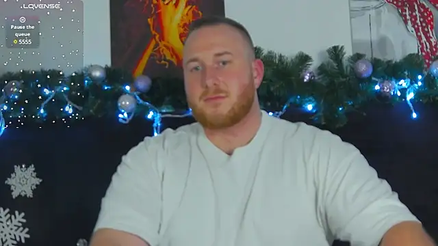 Snapshot of RoddyStill chatting on 12-22-24, 11:33 RoddyStill online show from 12-22-24, 11:33