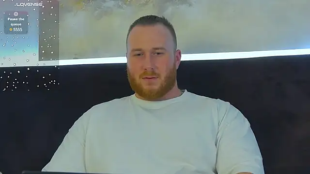 Snapshot of RoddyStill chatting on 01-24-25, 02:41 RoddyStill online show from 01-24-25, 02:41