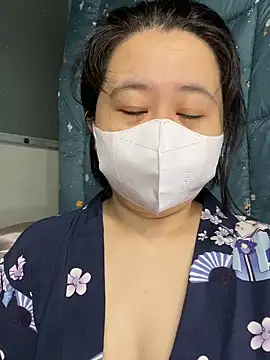 Snapshot of ninini92 chatting on 03-06-25, 01:14 ninini92 online show from 03-06-25, 01:14