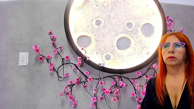 SussanMilf  online show from 09-22-25, 11:23