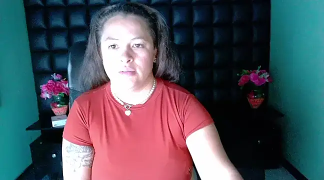 SaraThomso online show from 12-03-24, 09:00