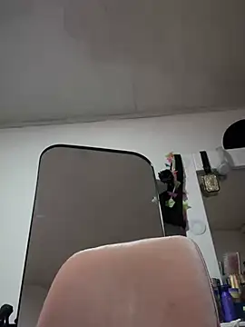 Lorraine Leon online show from 03-21-25, 04:28