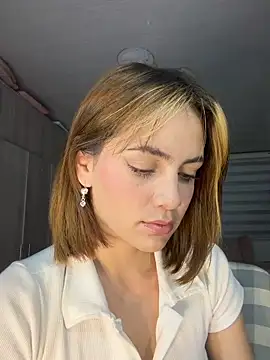 Lorraine Leon online show from 02-05-26, 03:11