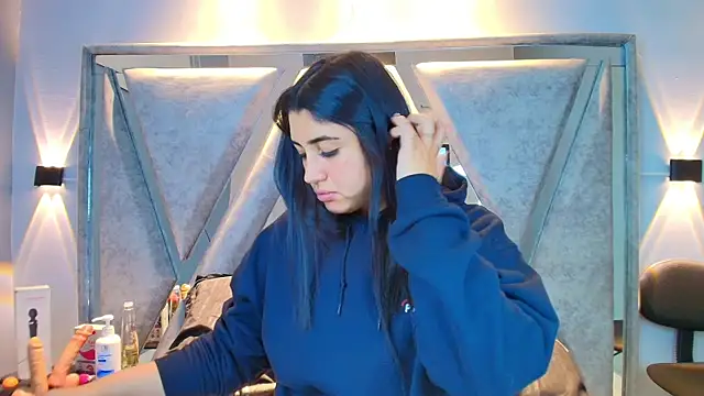 Danna 777  online show from 10-11-25, 11:47