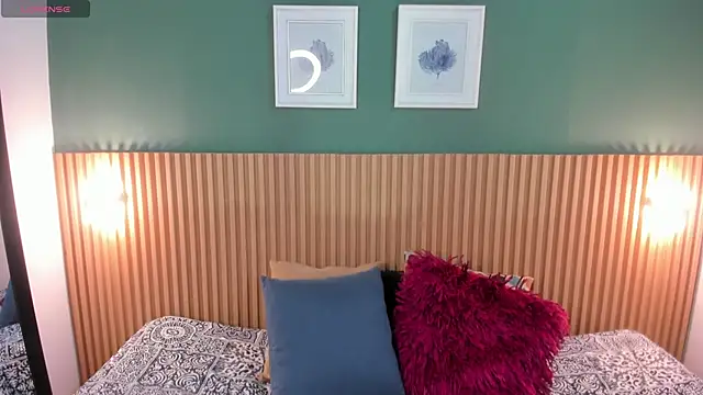  anavictoria  online show from 10-17-25, 06:32