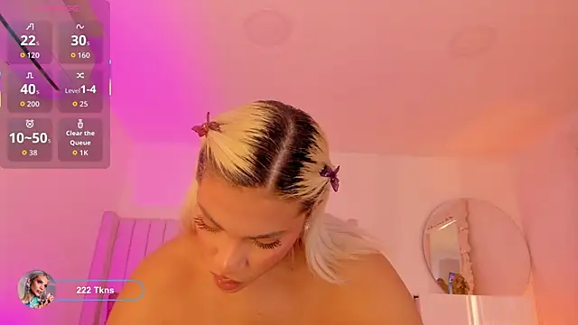 Shelynna azzul online show from 12-14-25, 07:51