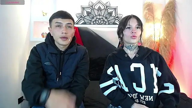 Tifanny Sweett online show from 10-09-25, 04:21