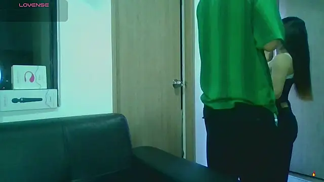 Tifanny Sweett online show from 01-16-26, 01:20