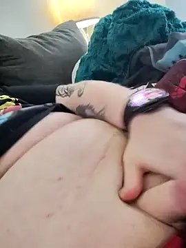 Snapshot of Barrentine88 chatting on 12-25-24, 10:05 Barrentine88 online show from 12-25-24, 10:05