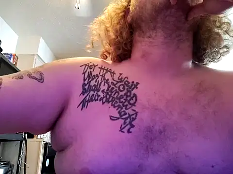 Snapshot of Barrentine88 chatting on 02-18-25, 07:19 Barrentine88 online show from 02-18-25, 07:19