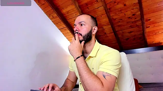 Tom Bailey online show from 10-27-25, 12:53