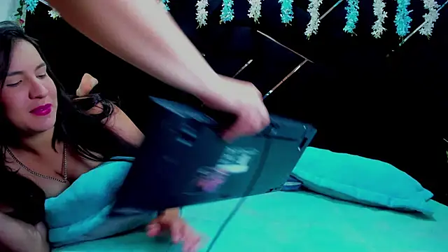 Snapshot of Kiara_Casidie chatting on 01-24-25, 07:28 Kiara Casidie online show from 01-24-25, 07:28