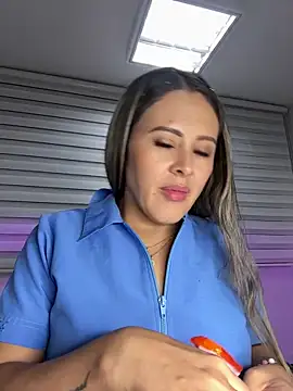 ALONDRAMILF online show from 02-02-25, 04:48