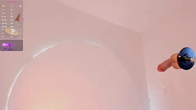 Snapshot of AllisonRoberts_ chatting on 11-20-25, 11:32 AllisonRoberts online show from 11-20-25, 11:32