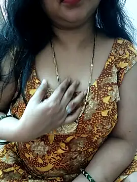 cuteyqueen online show from 10-31-25, 06:47